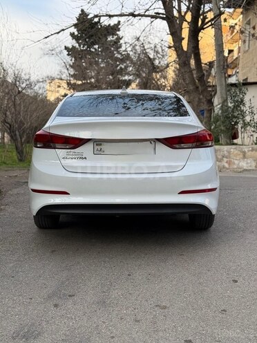 Hyundai Elantra 2017, 59,750 km - 2.0 л - Bakı