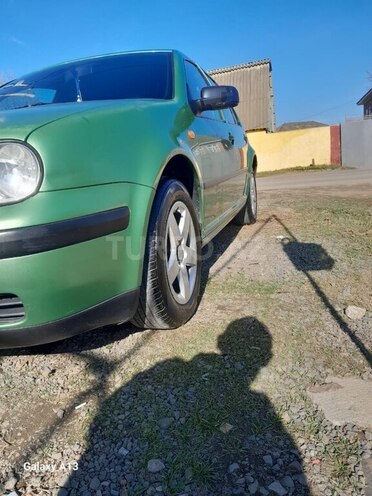 Volkswagen Golf 1997, 12,400 km - 1.4 l - Lənkəran