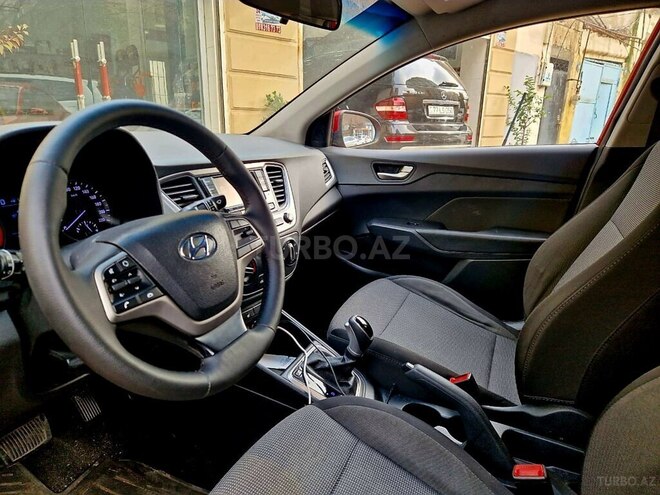 Hyundai Accent 2018, 158,200 km - 1.6 l - Bakı