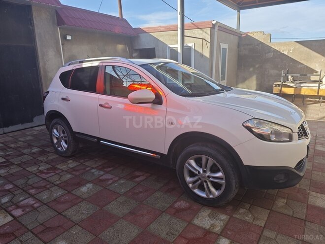 Nissan Qashqai 2013, 152,400 km - 2.0 л - Bakı
