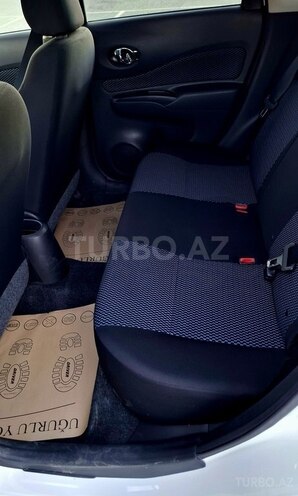 Nissan Note-8