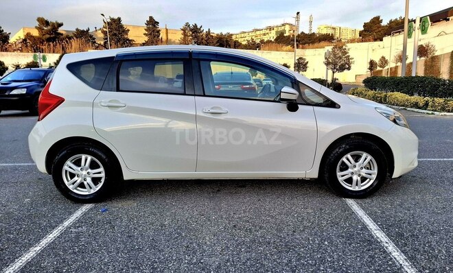 Nissan Note-11
