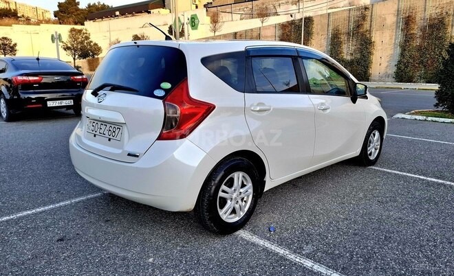 Nissan Note-10