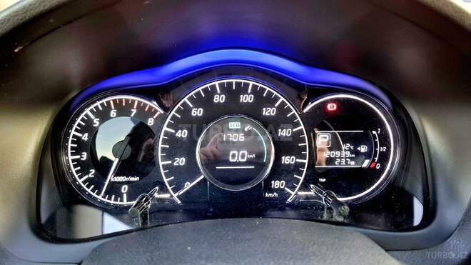 Nissan Note-14