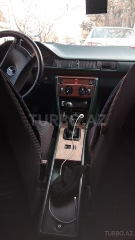 Mercedes E 200 d 1991, 370,000 km - 2.0 l - Bakı