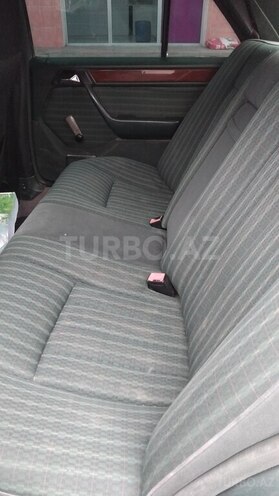 Mercedes E 200 d 1991, 370,000 km - 2.0 l - Bakı