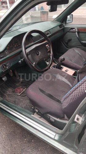 Mercedes E 200 d 1991, 370,000 km - 2.0 l - Bakı