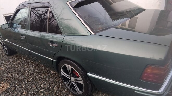 Mercedes E 200 d 1991, 370,000 km - 2.0 l - Bakı