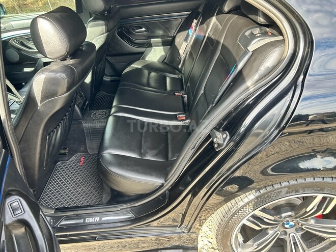 BMW 528 1999, 350,000 km - 2.8 l - Bakı