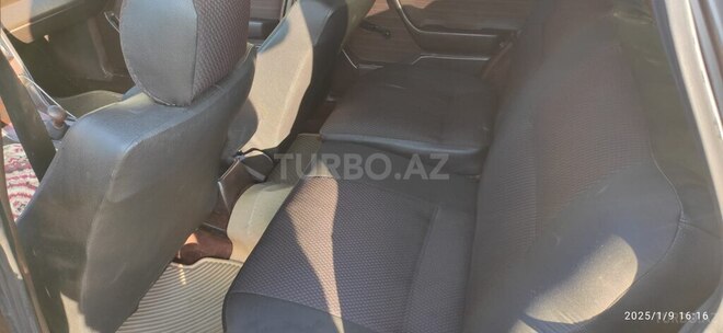 Mercedes E 230 1989, 415,000 km - 2.3 l - Zaqatala