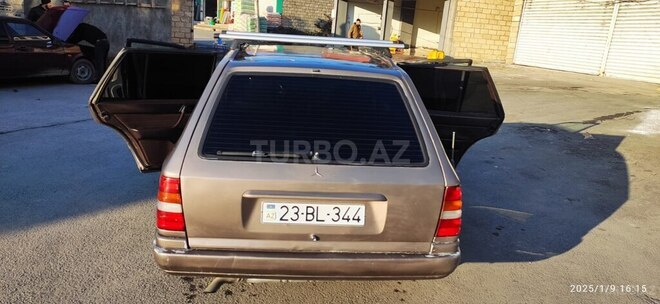 Mercedes E 230 1989, 415,000 km - 2.3 l - Zaqatala