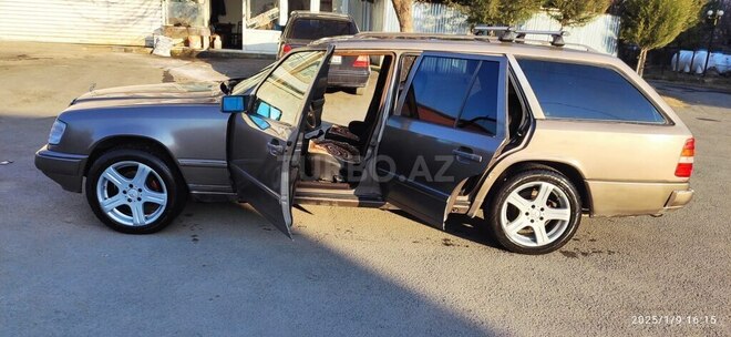 Mercedes E 230 1989, 415,000 km - 2.3 l - Zaqatala