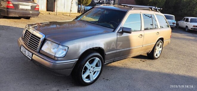 Mercedes E 230 1989, 415,000 km - 2.3 l - Zaqatala