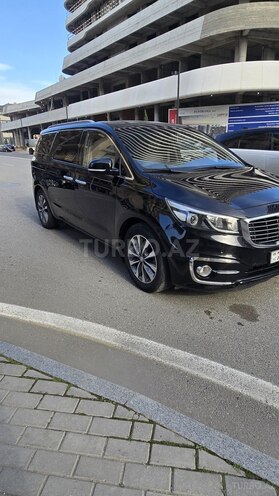 Kia Carnival-3