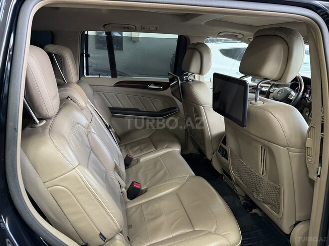 Mercedes GL 500 4MATIC-9