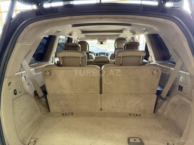 Mercedes GL 500 4MATIC-12