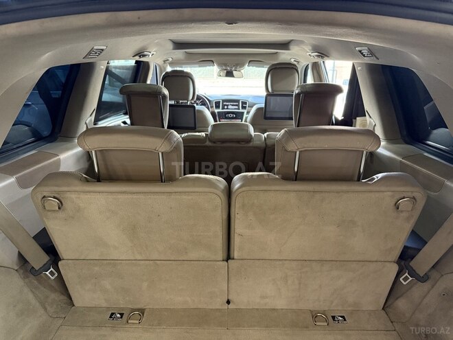 Mercedes GL 500 4MATIC-13