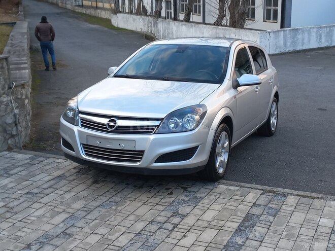 Opel Astra 2007, 297,000 km - 1.3 l - Şəki