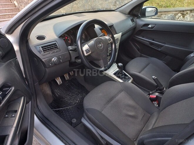 Opel Astra 2007, 297,000 km - 1.3 l - Şəki