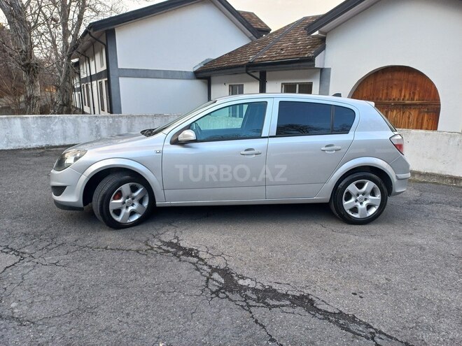 Opel Astra 2007, 297,000 km - 1.3 l - Şəki