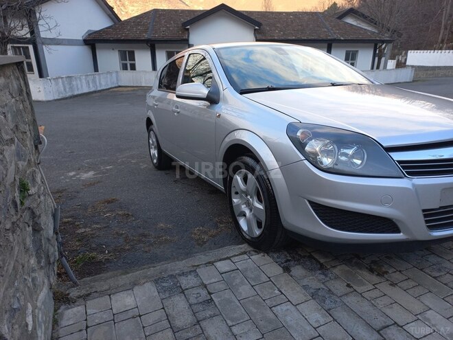 Opel Astra 2007, 297,000 km - 1.3 l - Şəki