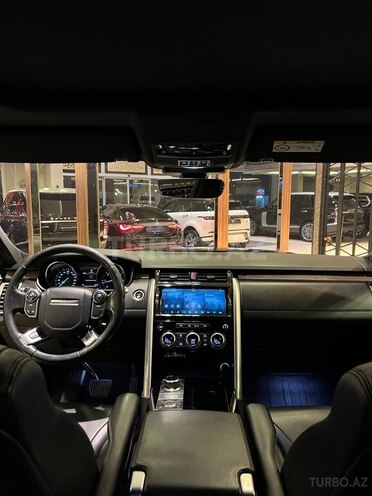 Land Rover Discovery-11