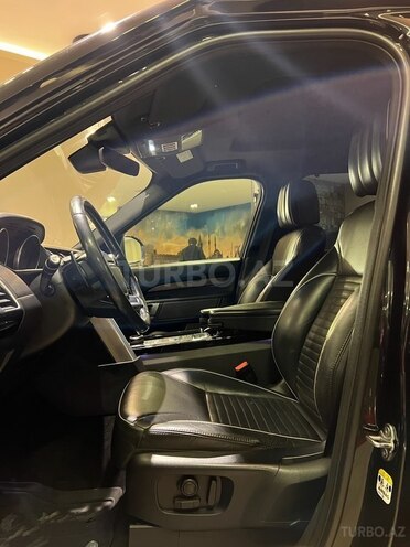 Land Rover Discovery-8