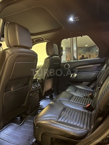 Land Rover Discovery-10