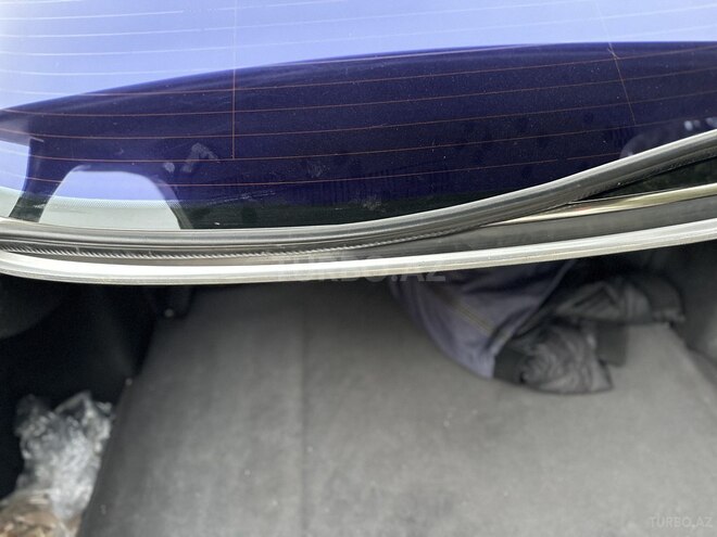 Mercedes E 220 d 2001, 412,000 km - 2.2 l - Bakı