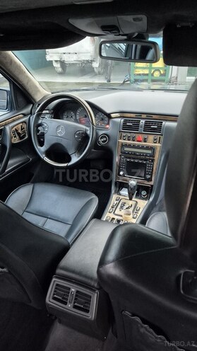 Mercedes E 320 2001, 350,000 km - 3.2 l - Bakı