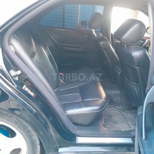Mercedes E 320 2001, 246,590 km - 3.2 l - Şirvan