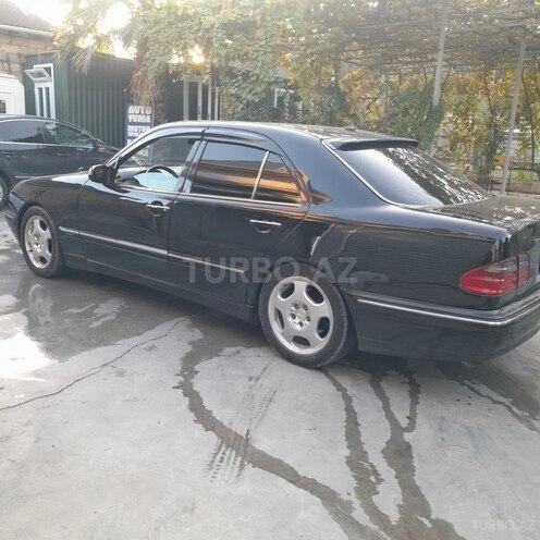 Mercedes E 320 2001, 246,590 km - 3.2 l - Şirvan
