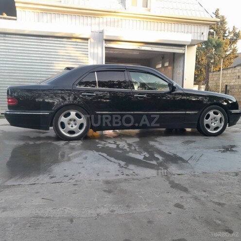 Mercedes E 320 2001, 246,590 km - 3.2 l - Şirvan