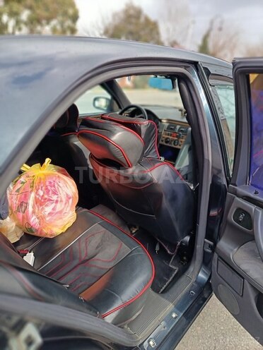 Mercedes E 270 2001, 410,000 km - 2.7 l - Bakı