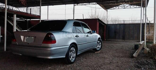 Mercedes C 200 1998, 280,000 km - 2.0 л - Cəlilabad