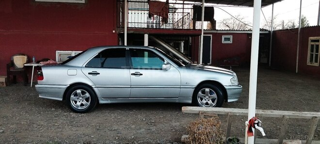 Mercedes C 200 1998, 280,000 km - 2.0 л - Cəlilabad