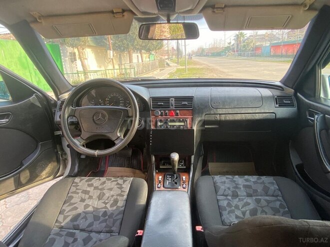 Mercedes C 200 1998, 280,000 km - 2.0 л - Cəlilabad