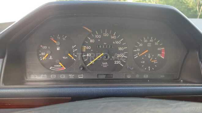 Mercedes E 230 1990, 999,900 km - 2.3 l - Astara