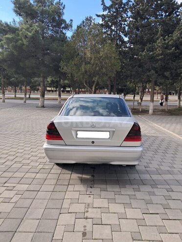 Mercedes C 200 1997, 255,000 km - 2.0 l - Sumqayıt
