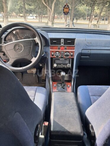 Mercedes C 200 1997, 255,000 km - 2.0 l - Sumqayıt