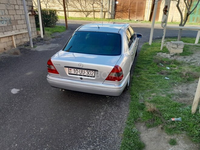 Mercedes C 220 1995, 220,000 km - 2.2 л - Bakı