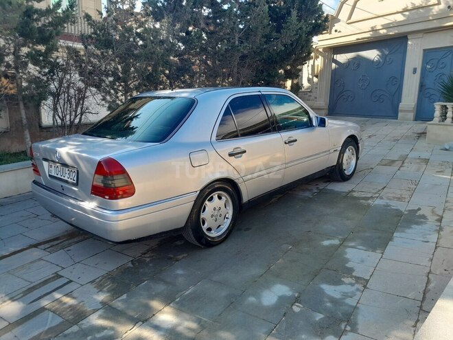 Mercedes C 220 1995, 220,000 km - 2.2 л - Bakı
