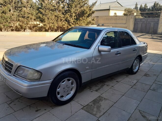 Mercedes C 220 1995, 220,000 km - 2.2 л - Bakı