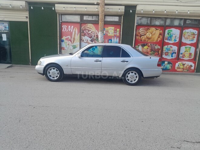 Mercedes C 220 1995, 220,000 km - 2.2 л - Bakı