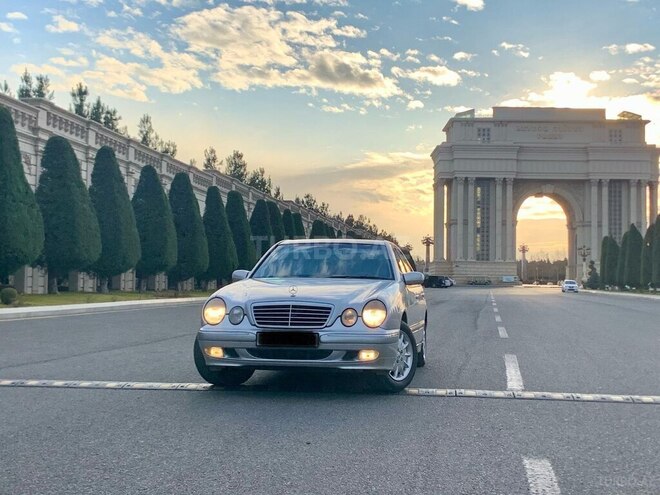 Mercedes E 240 1999, 295,000 km - 2.4 л - Gəncə