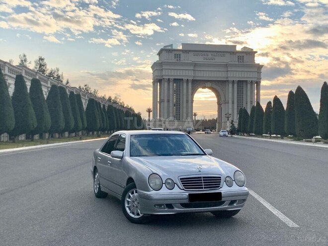 Mercedes E 240 1999, 295,000 km - 2.4 л - Gəncə