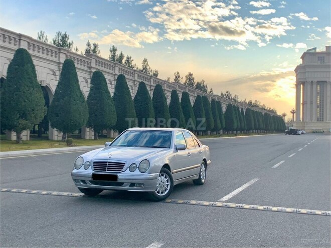 Mercedes E 240 1999, 295,000 km - 2.4 л - Gəncə