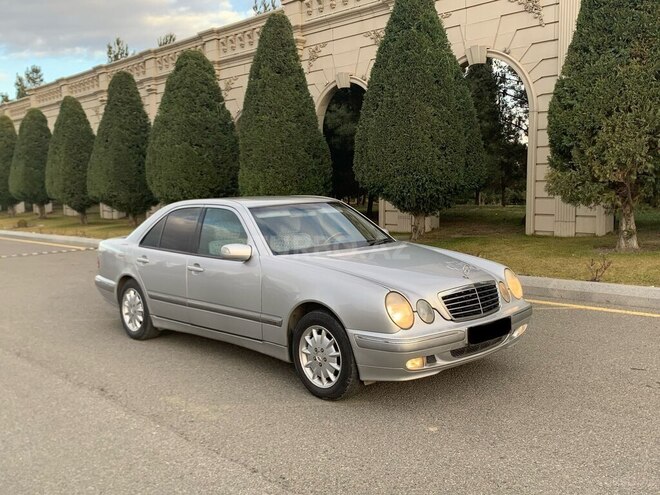 Mercedes E 240 1999, 295,000 km - 2.4 л - Gəncə