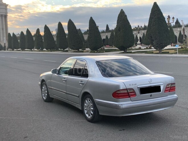 Mercedes E 240 1999, 295,000 km - 2.4 л - Gəncə