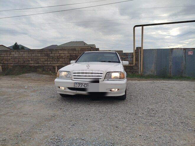 Mercedes C 200 1998, 290,000 km - 2.0 l - Bakı